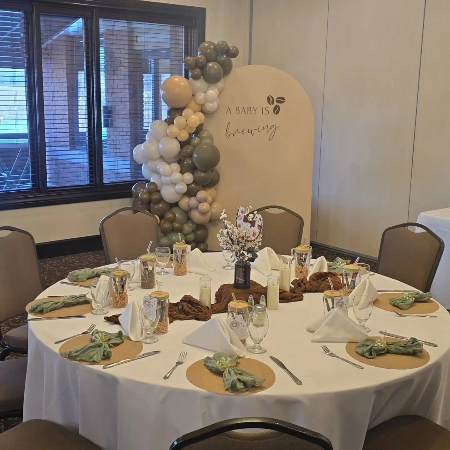 6. Use Smart, Cheap Place Settings