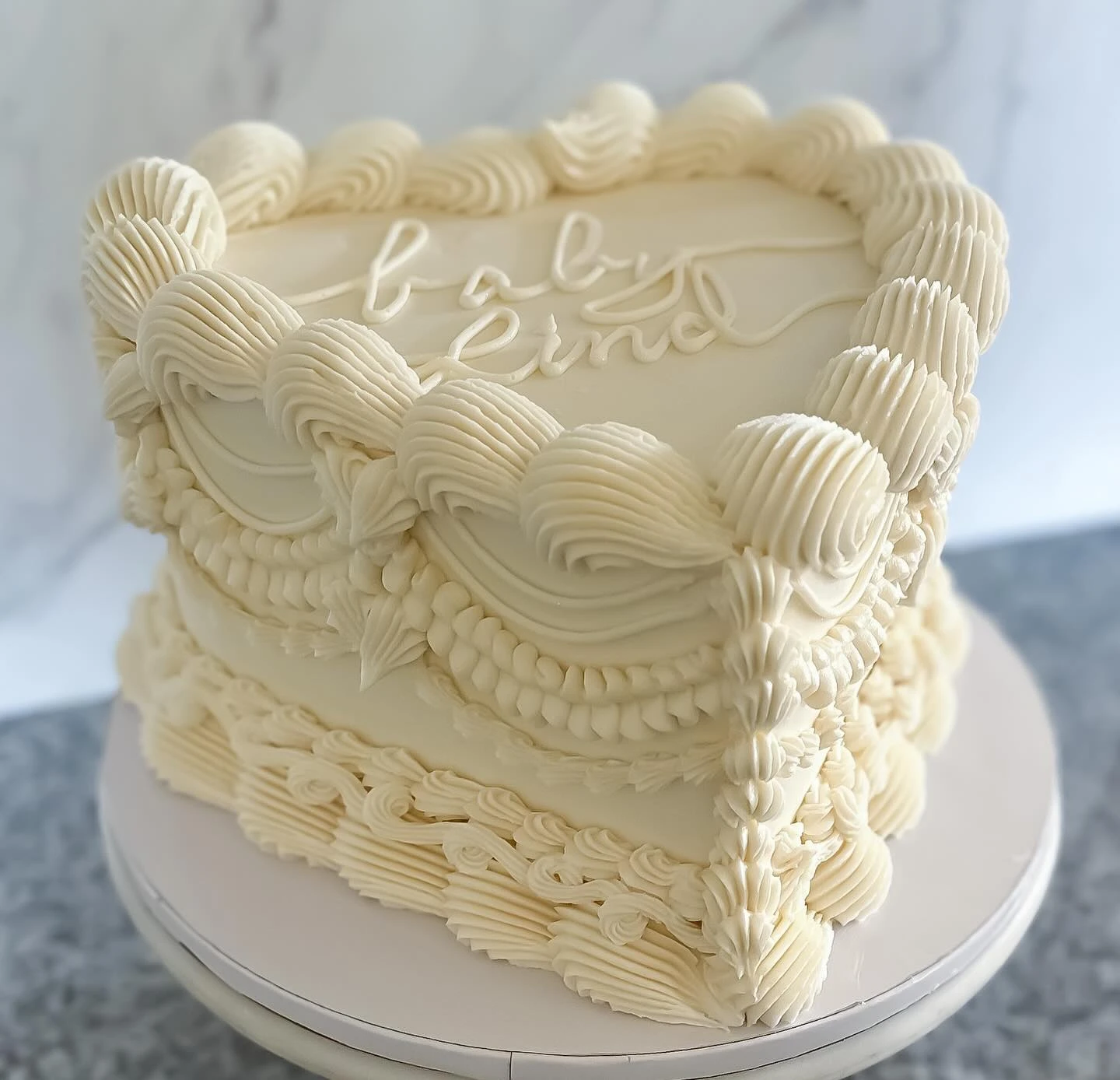 20. Vintage-Style Heart Cake