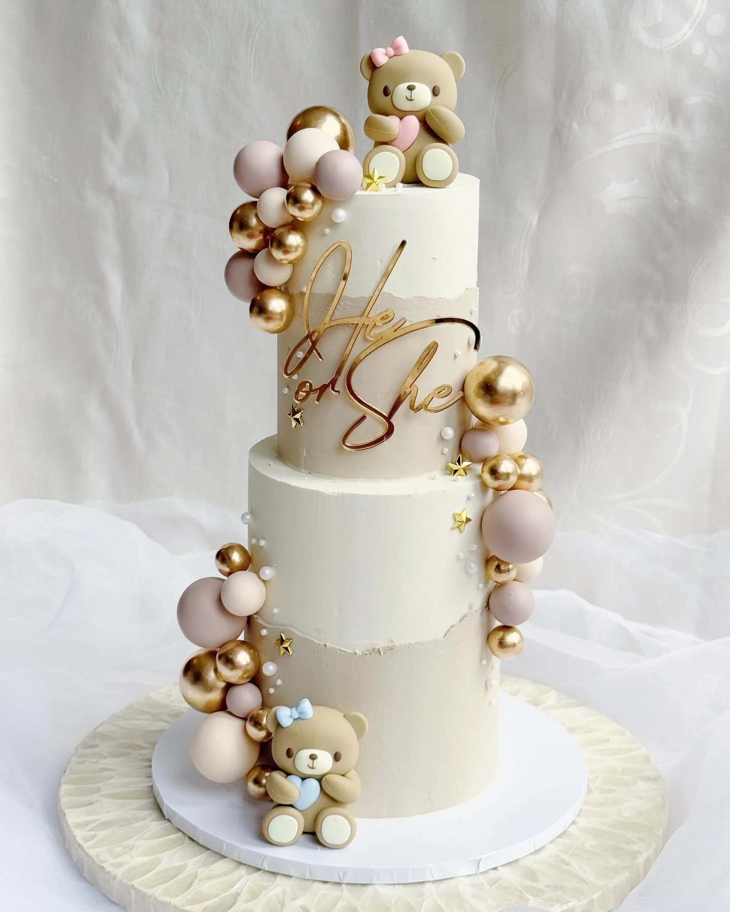 4. Elegant Tiered Gender Reveal