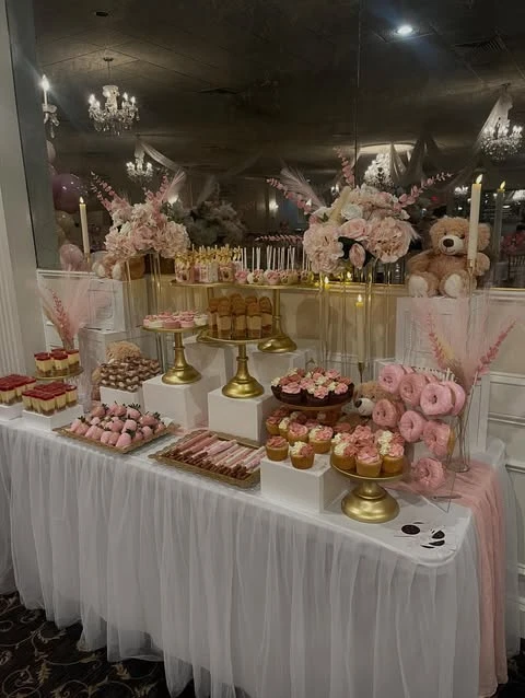 2. Avoid Dessert Table Waste