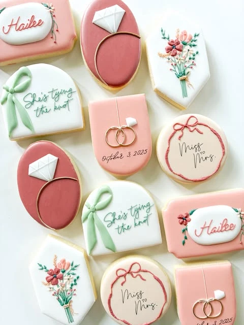 18. Modern Minimalist Cookie Set