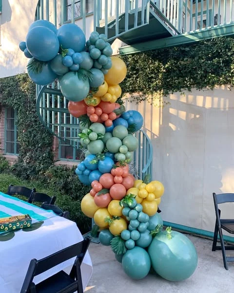 11. Balloon Garland Staircase