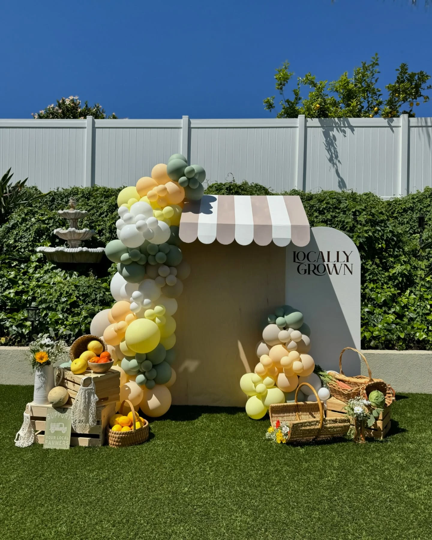 21. Rent a Market Stall Backdrop