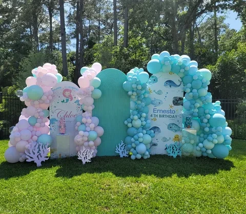 22. Large Custom Photo Backdrops