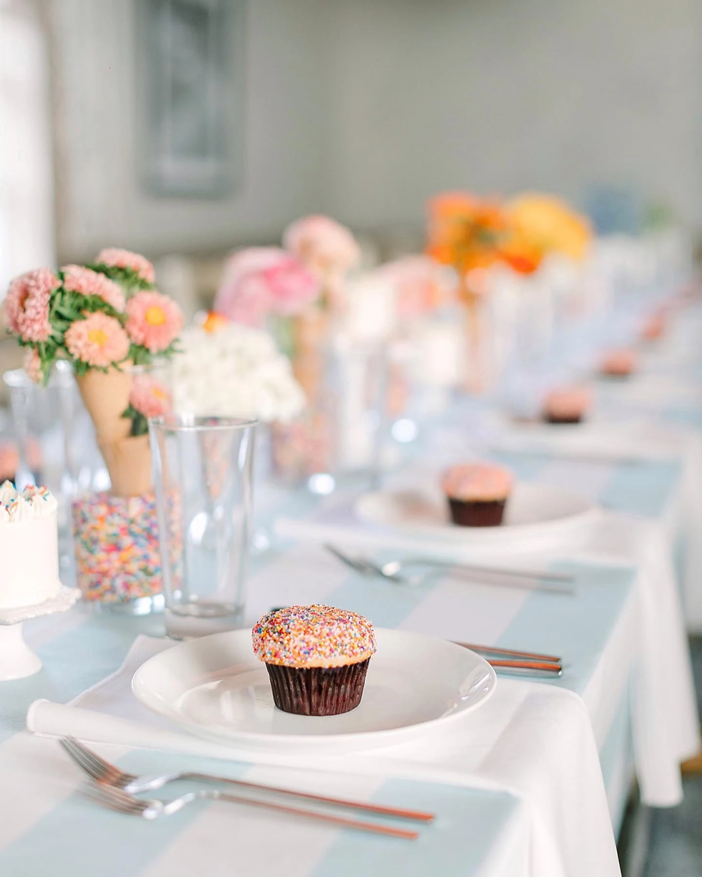 10. Cupcake at Each Setting