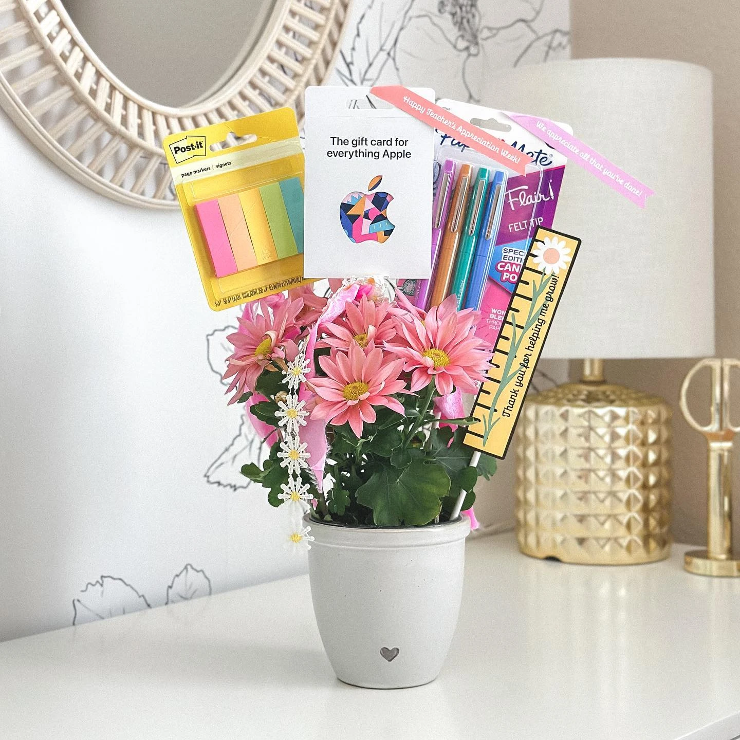 7. The Gift Card Bouquet