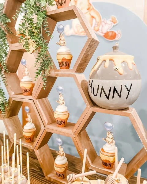 24. Honeycomb Cupcake Display