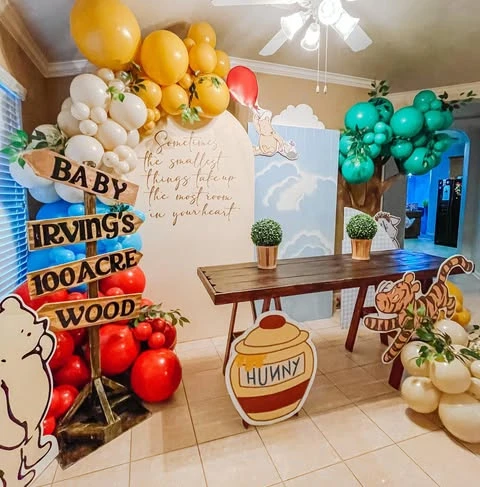 3. Full Room Hundred Acre Wood