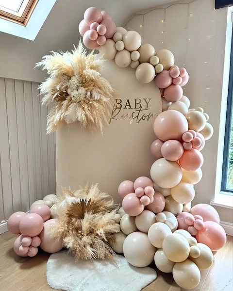 16. Boho Pampas Grass Display