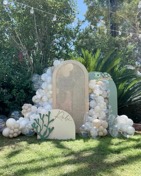 17. Creative Turtle Theme Backdrop
