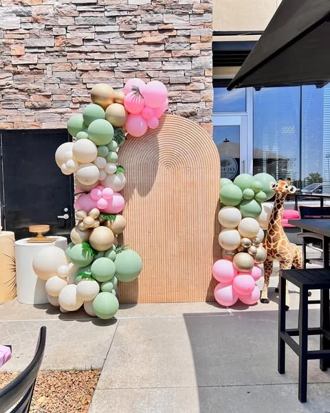 3. Outdoor Balloon Arch Warning