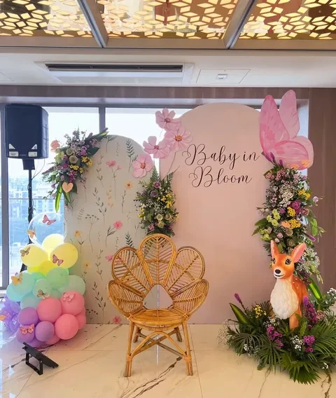52. Wildflower Panels and Props