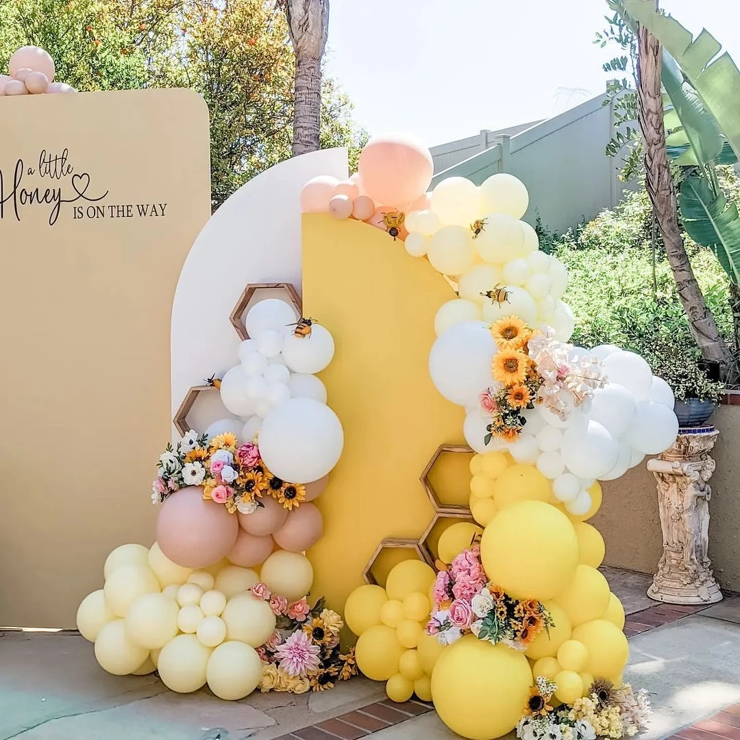 6. Unconventional Pastel Bee Theme