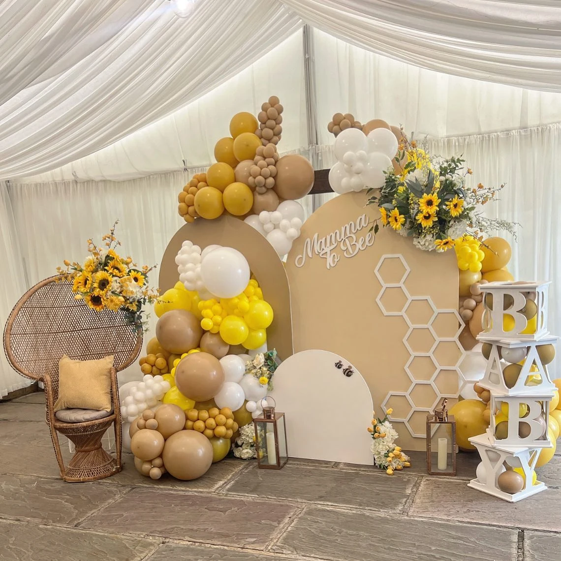 9. Mixed Texture Bee Backdrop