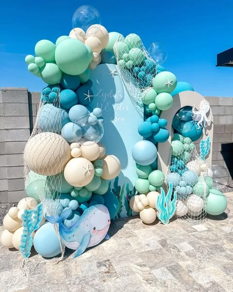 12. Friendly Under The Sea