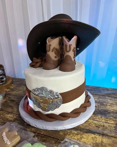 14. Cake With a Real Hat
