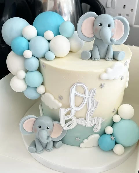 38. Mix Buttercream and Fondant