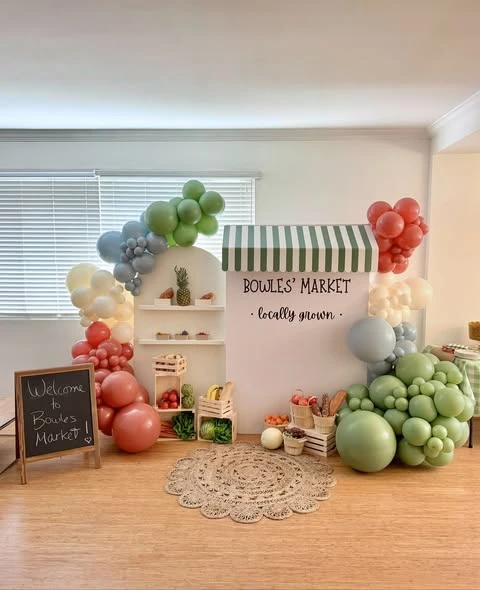 30. Personalize a Modern Backdrop