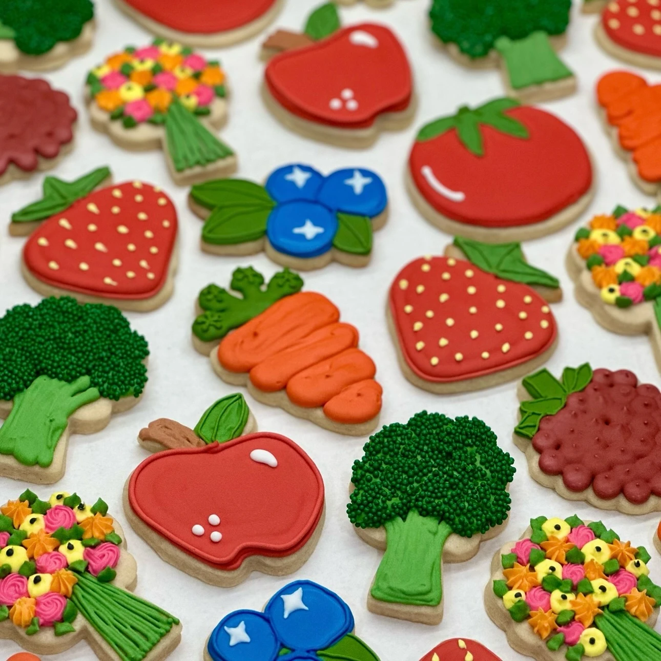 39. Choose Simple, Bold Cookies