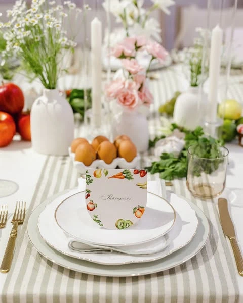 42. Elevate the Place Settings