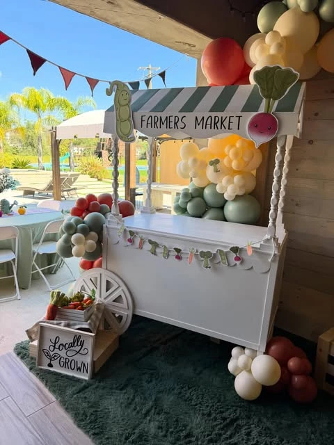 45. Rent a Market Cart Prop