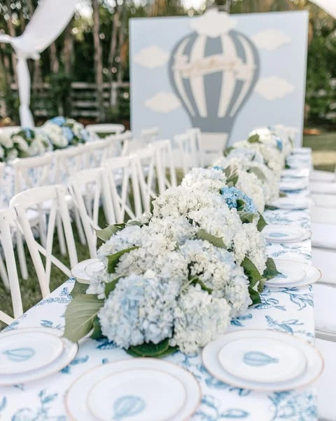 8. Use Themed Table Linens