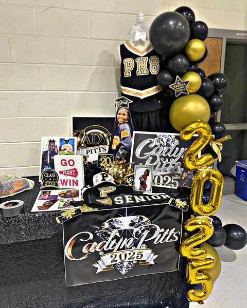 5. A Senior Table That Tells Their Story image 2