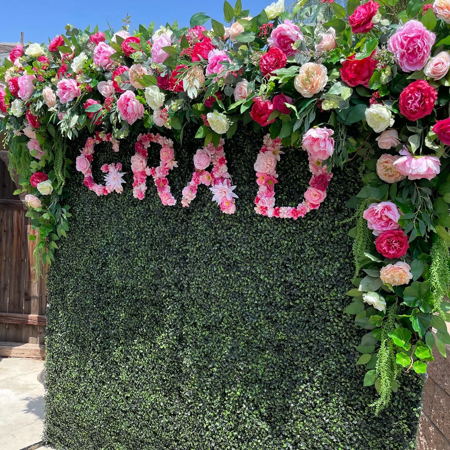 11. Using Bold Florals to Unify Decor image 3