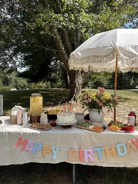15. Style One Central Table for an Outdoor Party image 1