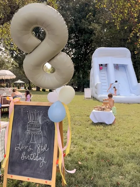 15. Style One Central Table for an Outdoor Party image 3