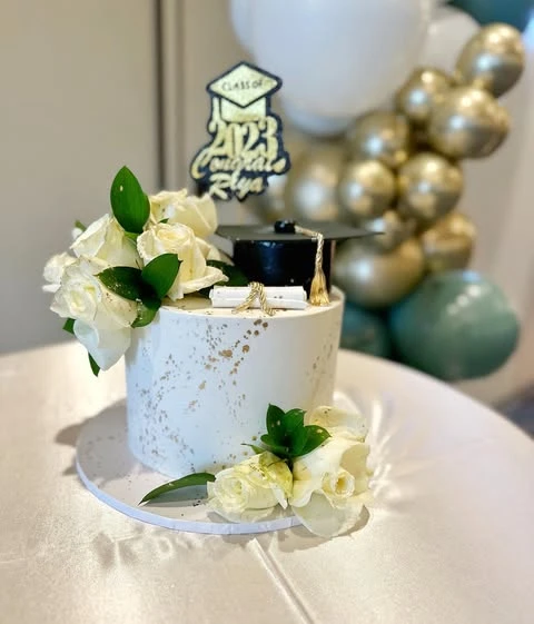 12. Connecting Your Decor with Fresh Florals image 2