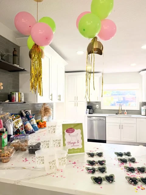 8. Simple Counter Decor