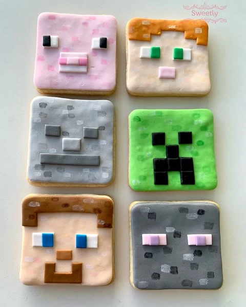 14. Cohesive Minecraft Dessert Table image 1