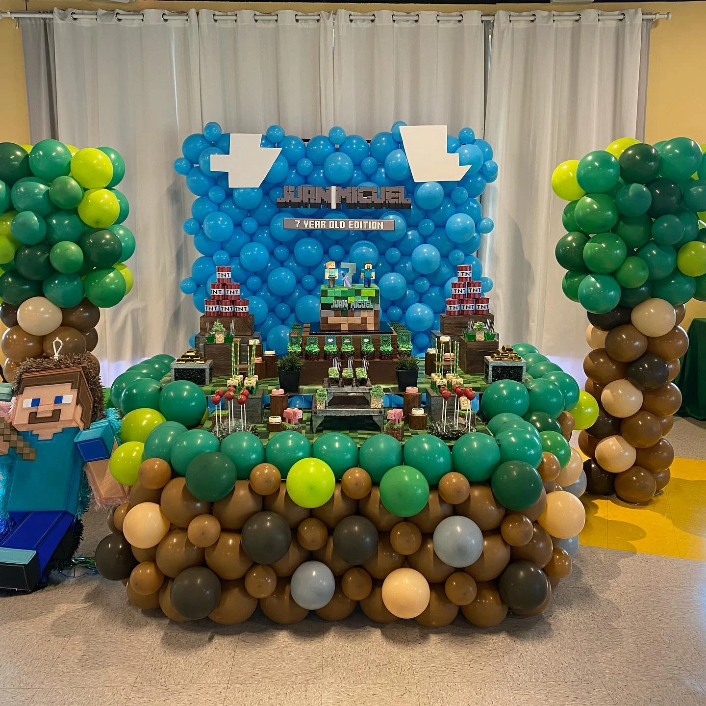9. Next-Level Minecraft Dessert Table image 2