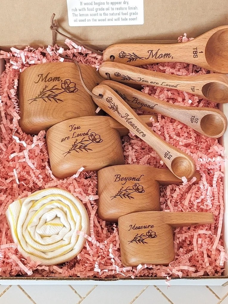 24. Engraved Wooden Measuring Set