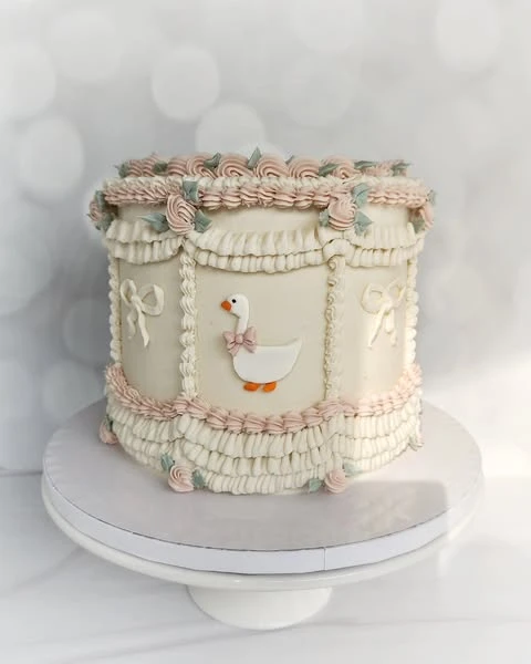 14. Vintage-Style Goose Cake