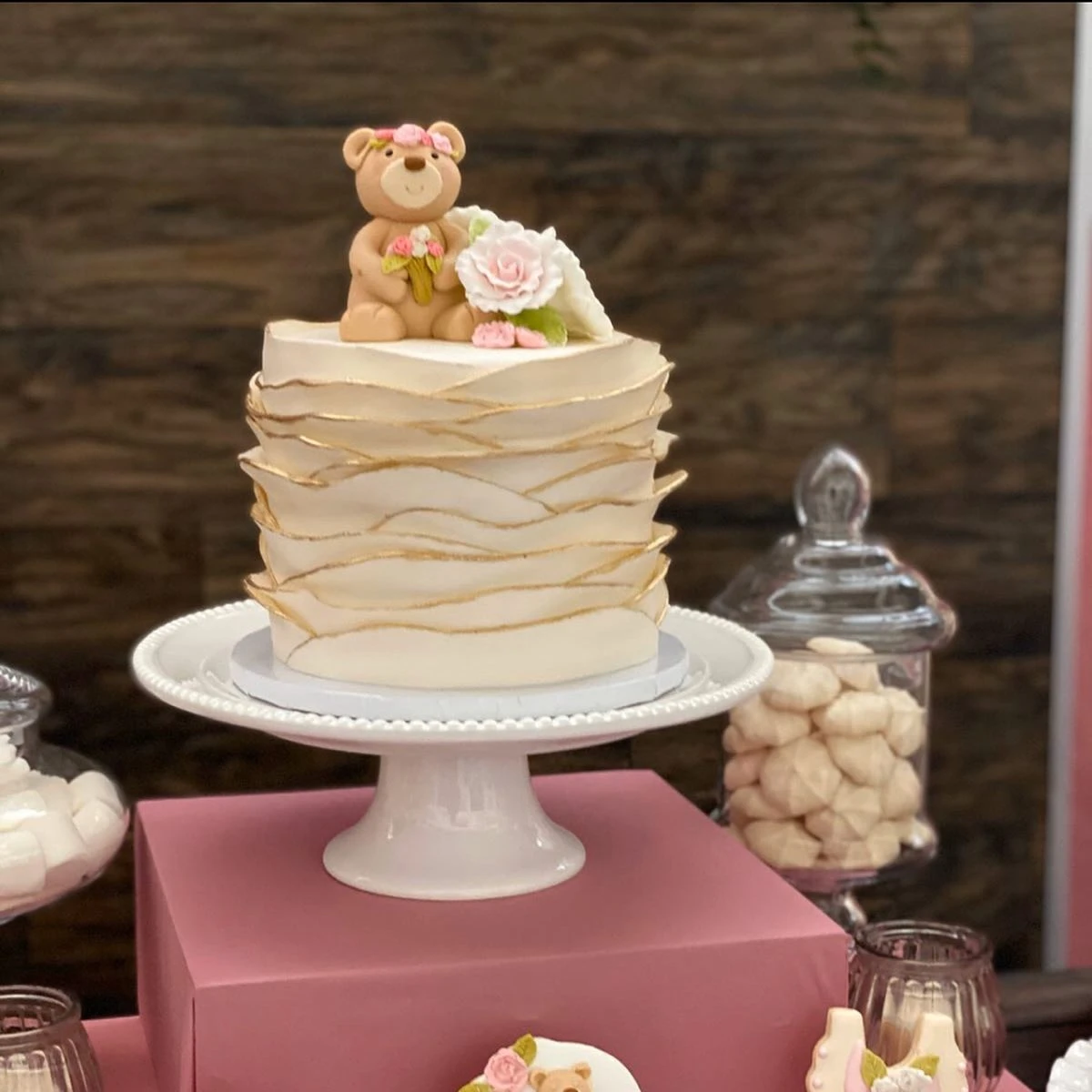 17. Gold-Edged Ruffle Cake