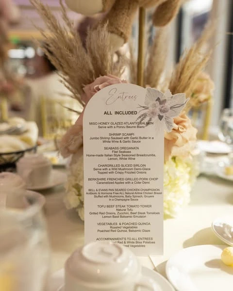 20. Centerpiece Menu Cards