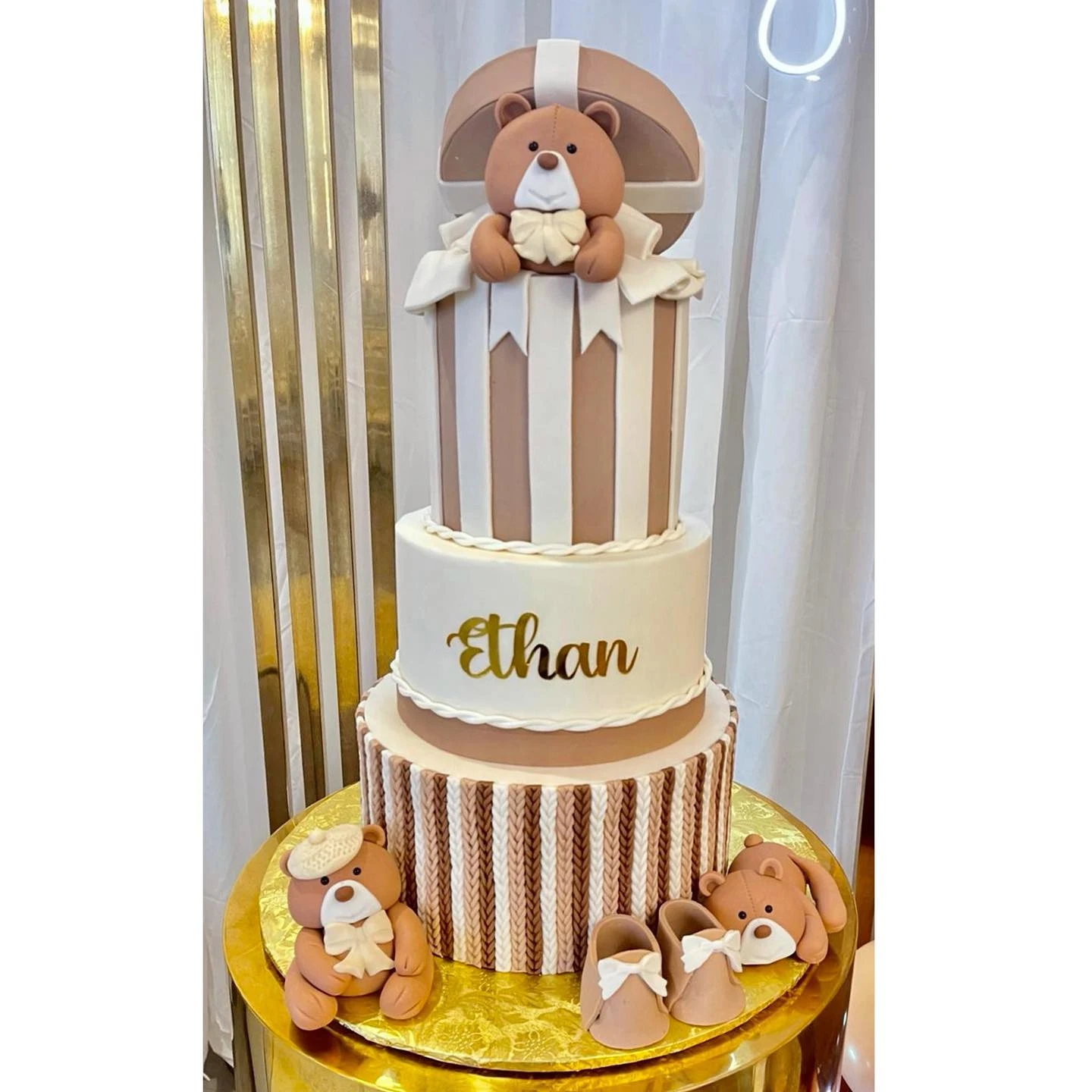 47. The Showstopper Sculpted Cake