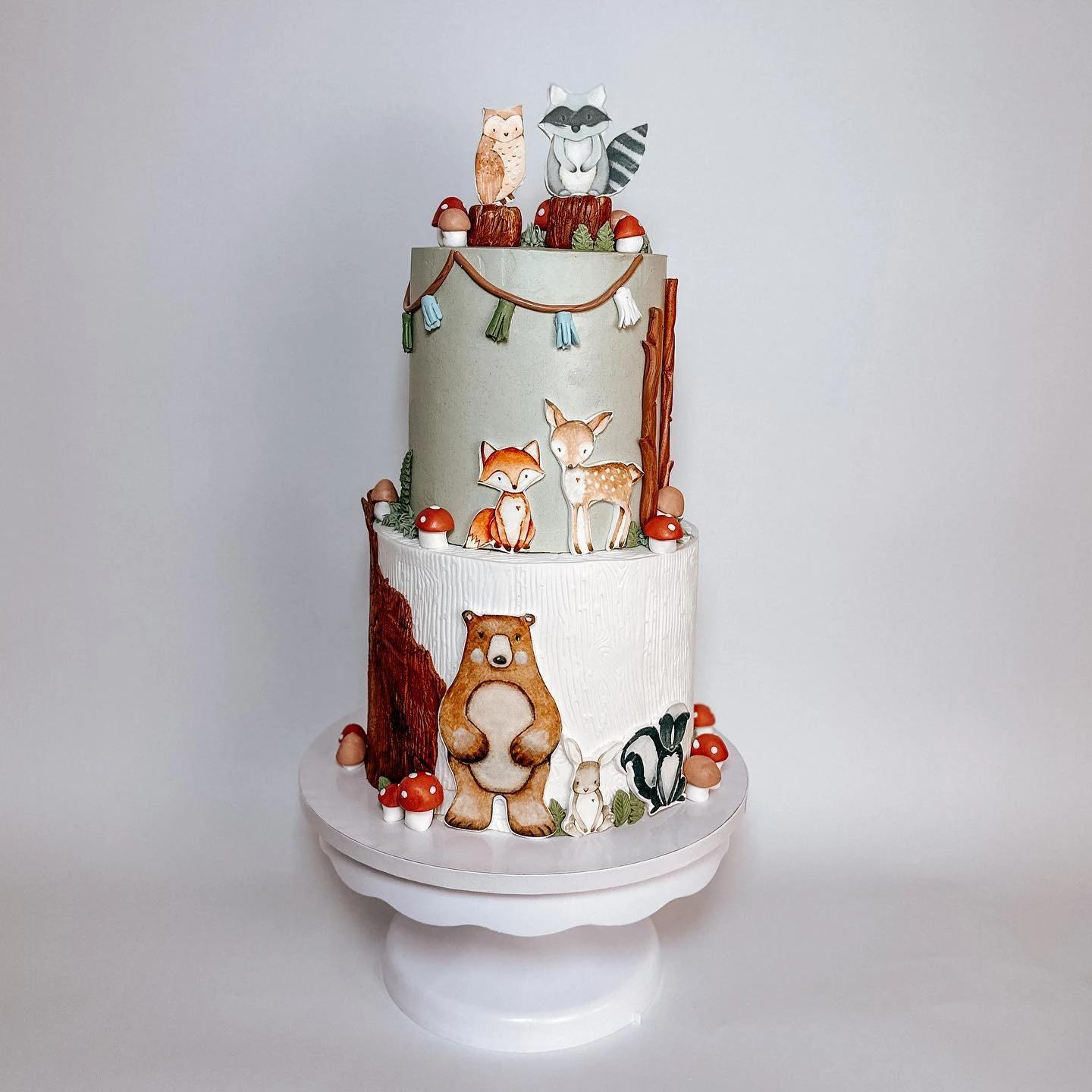 40. The Illustrated Storybook Cake
