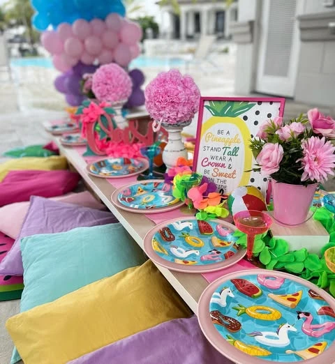 14. Host a Chic Poolside Picnic Party image 2