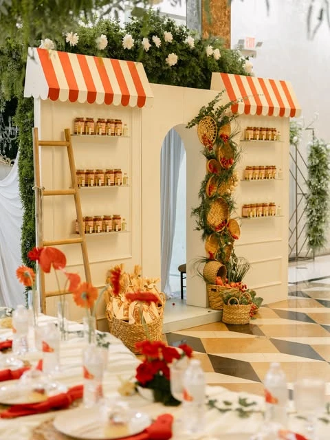 Market Stall Wall italian summer party theme ideas