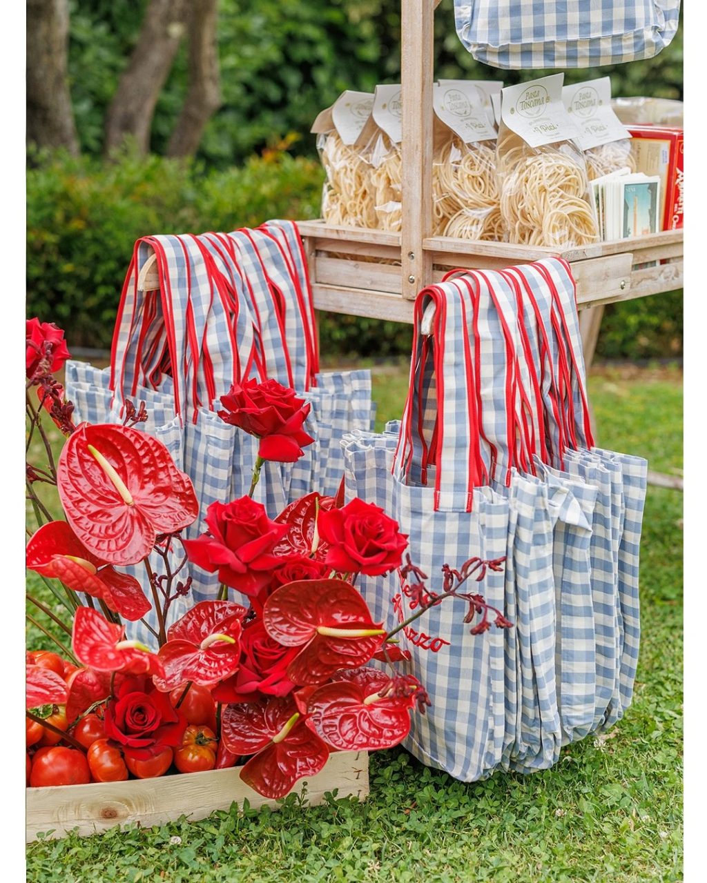 Italian Market Stand la dolce vita party ideas