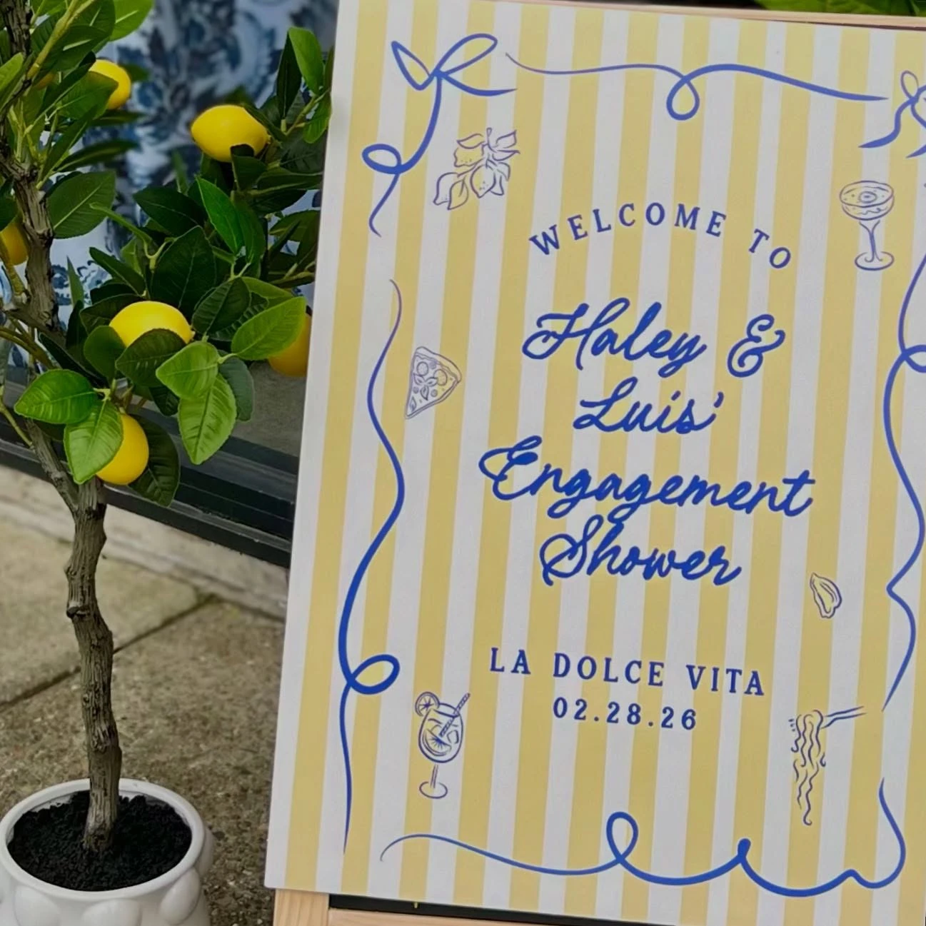 Striped Welcome Sign la dolce vita party ideas