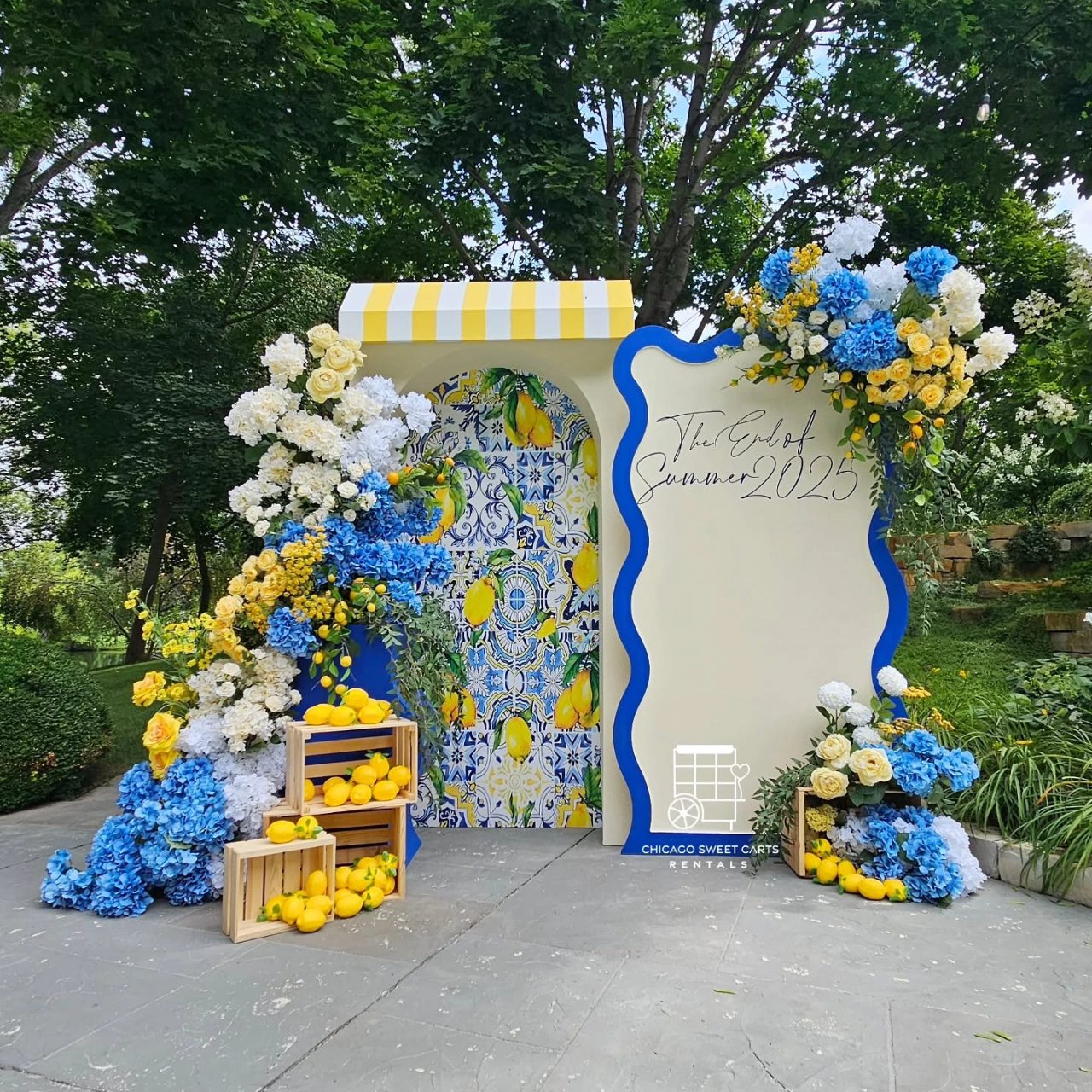 Amalfi Boutique Photo Wall la dolce vita party ideas