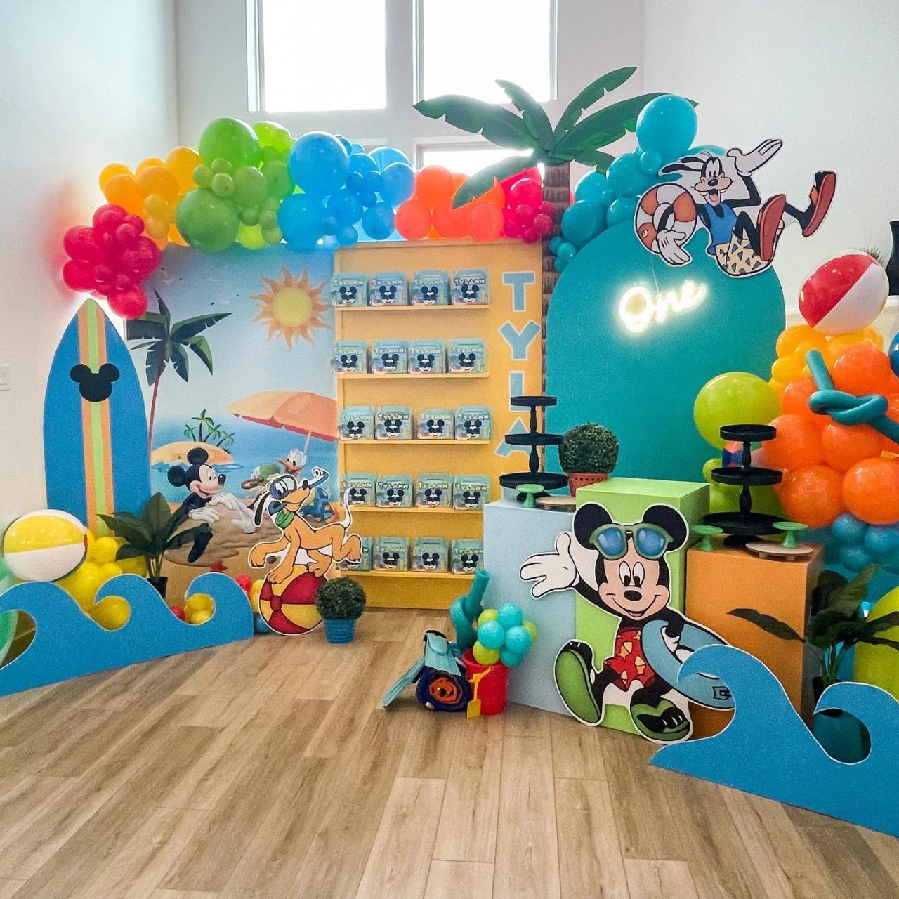Organized Favor Shelf splish splash birthday party ideas