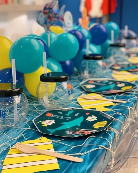 Ocean Floor Table splish splash birthday party ideas