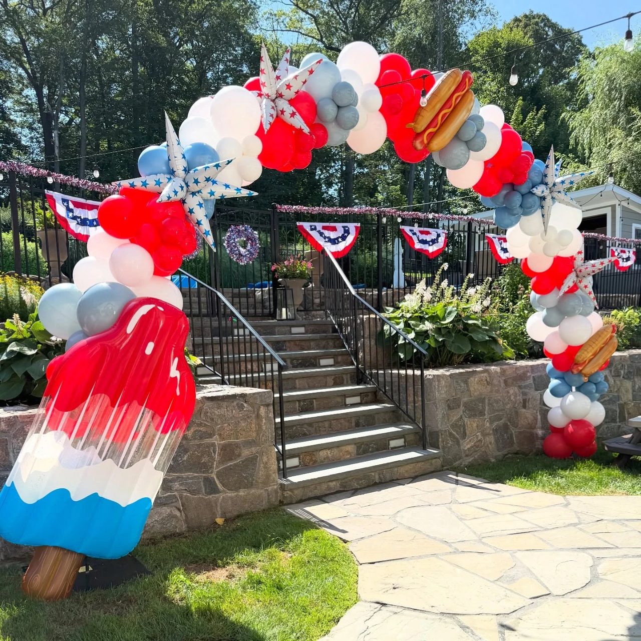 Festive Balloon Arch Entryway 4th of july party ideas