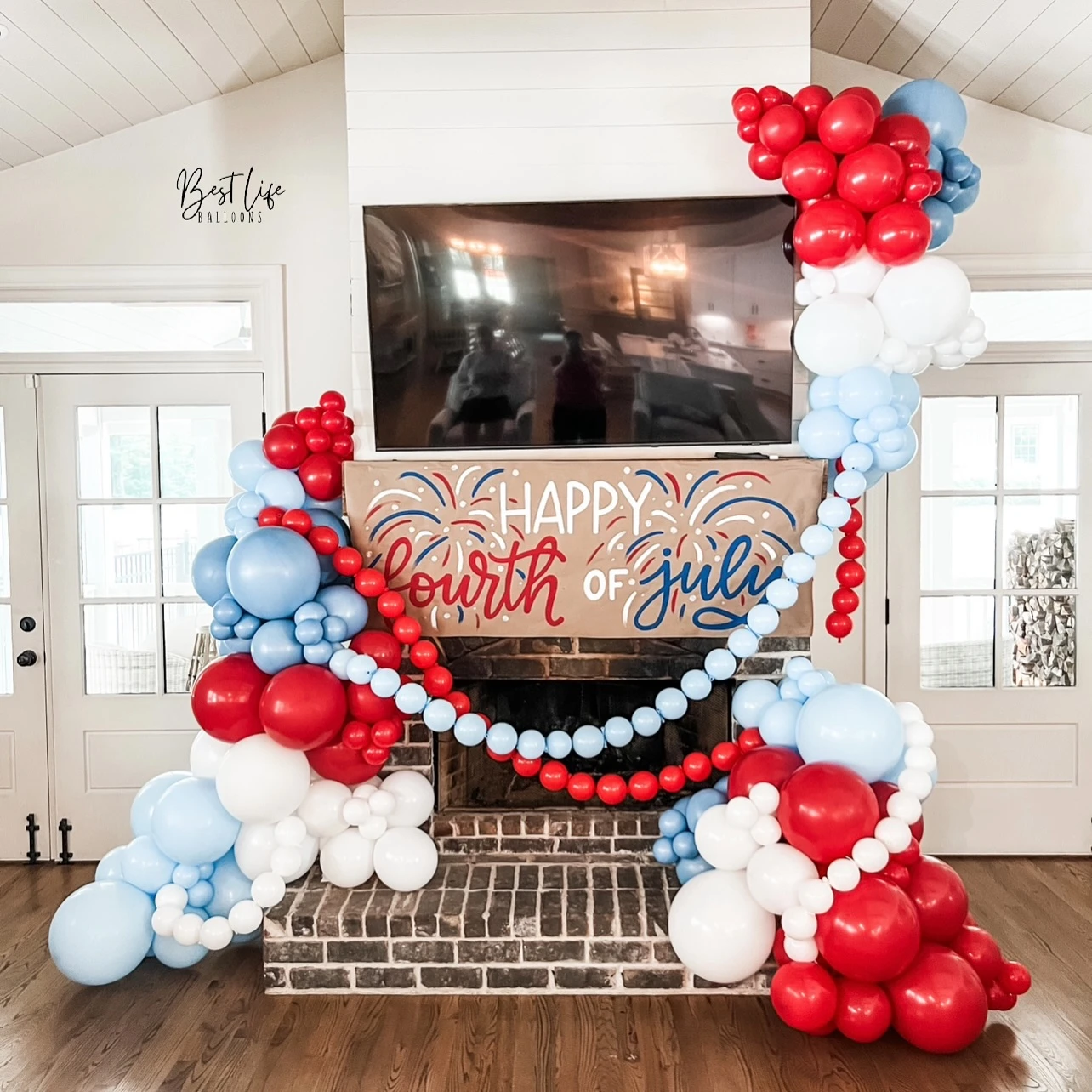 Mantel Balloon Garland Display 4th of july party ideas