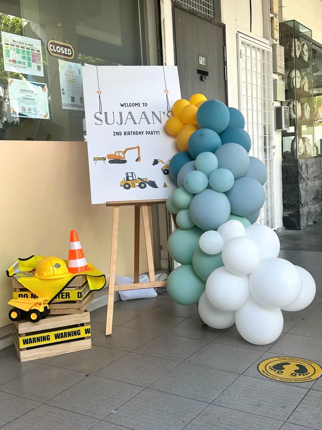 Entry Gate Signage construction birthday party ideas
